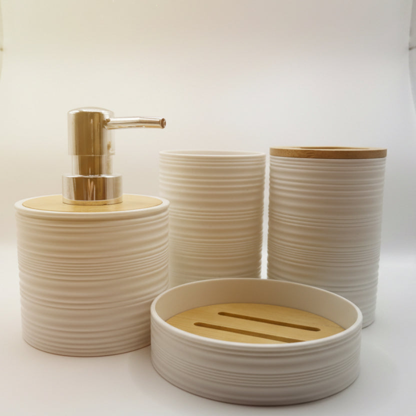 Badezimmer-Set in Holz-Optik - Weiß